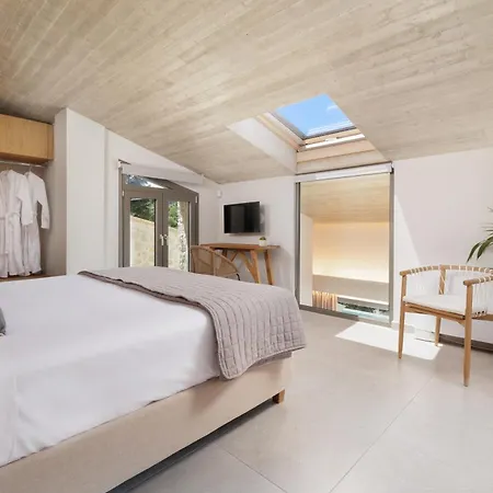 My Mediterranean Luxury With Swimming Pool كونتوكالي