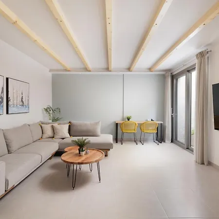 My Mediterranean Luxury With Swimming Pool *