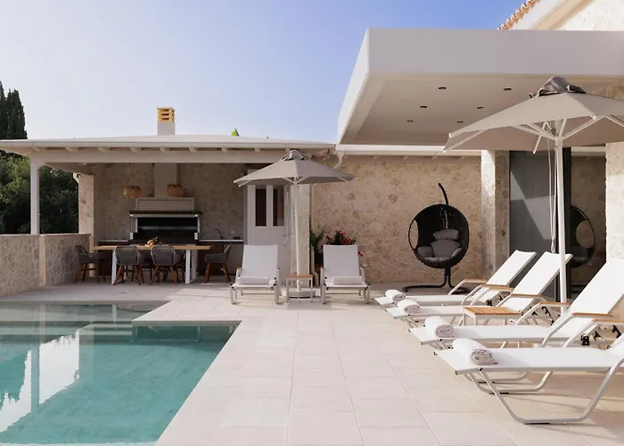 빌라 My Mediterranean Luxury With Swimming Pool 콘토칼리