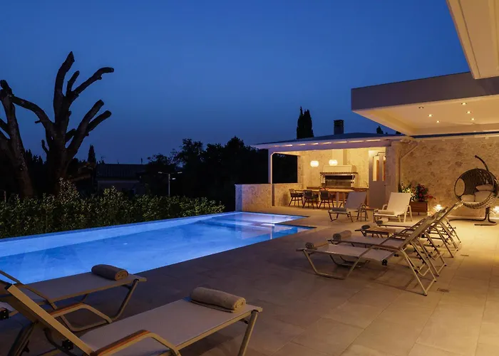 My Mediterranean Luxury With Swimming Pool Vila Kontokali